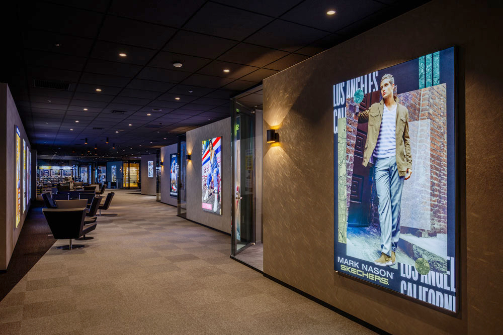 SKECHERS JAPAN 合同会社