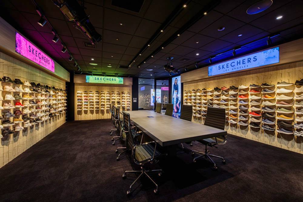 SKECHERS JAPAN 合同会社