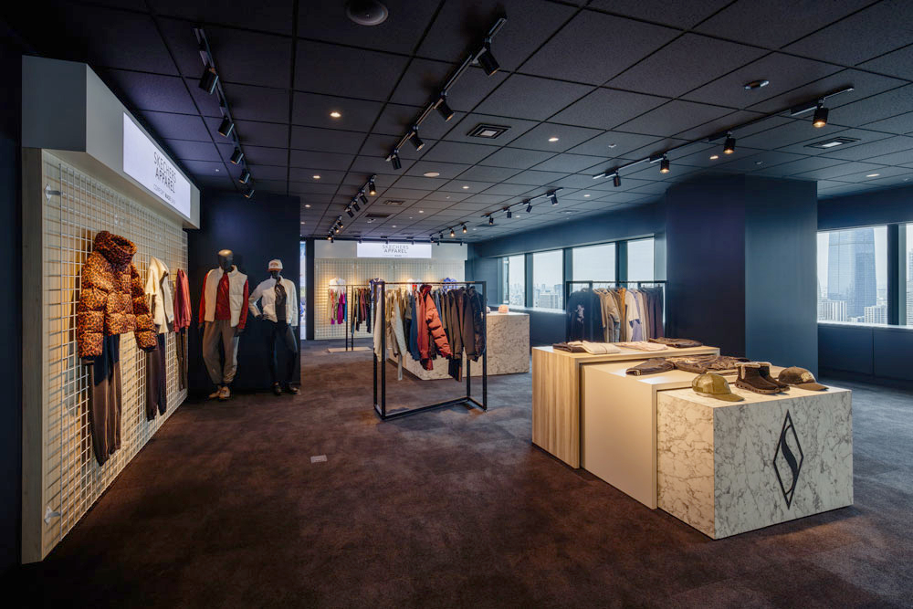 SKECHERS JAPAN 合同会社